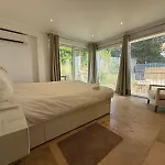 Villa Grande Villa, 6 Chambres, Vue Mer, Montagne & De Cannes